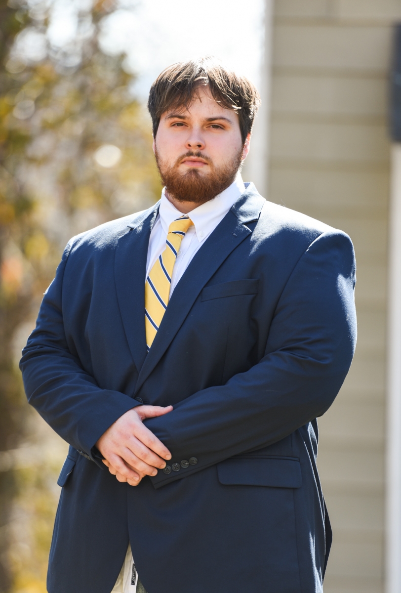 finalheadshot.jpg